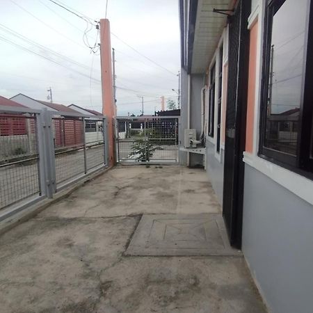2 Bedroom House At Deca Homes Talomo Davao City Exteriör bild